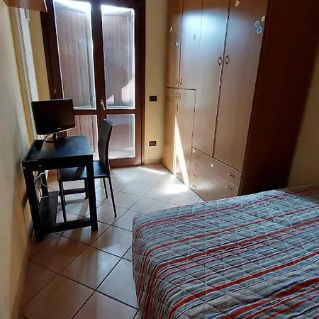 Casa Vacanze Andrea 公寓 卡托利卡